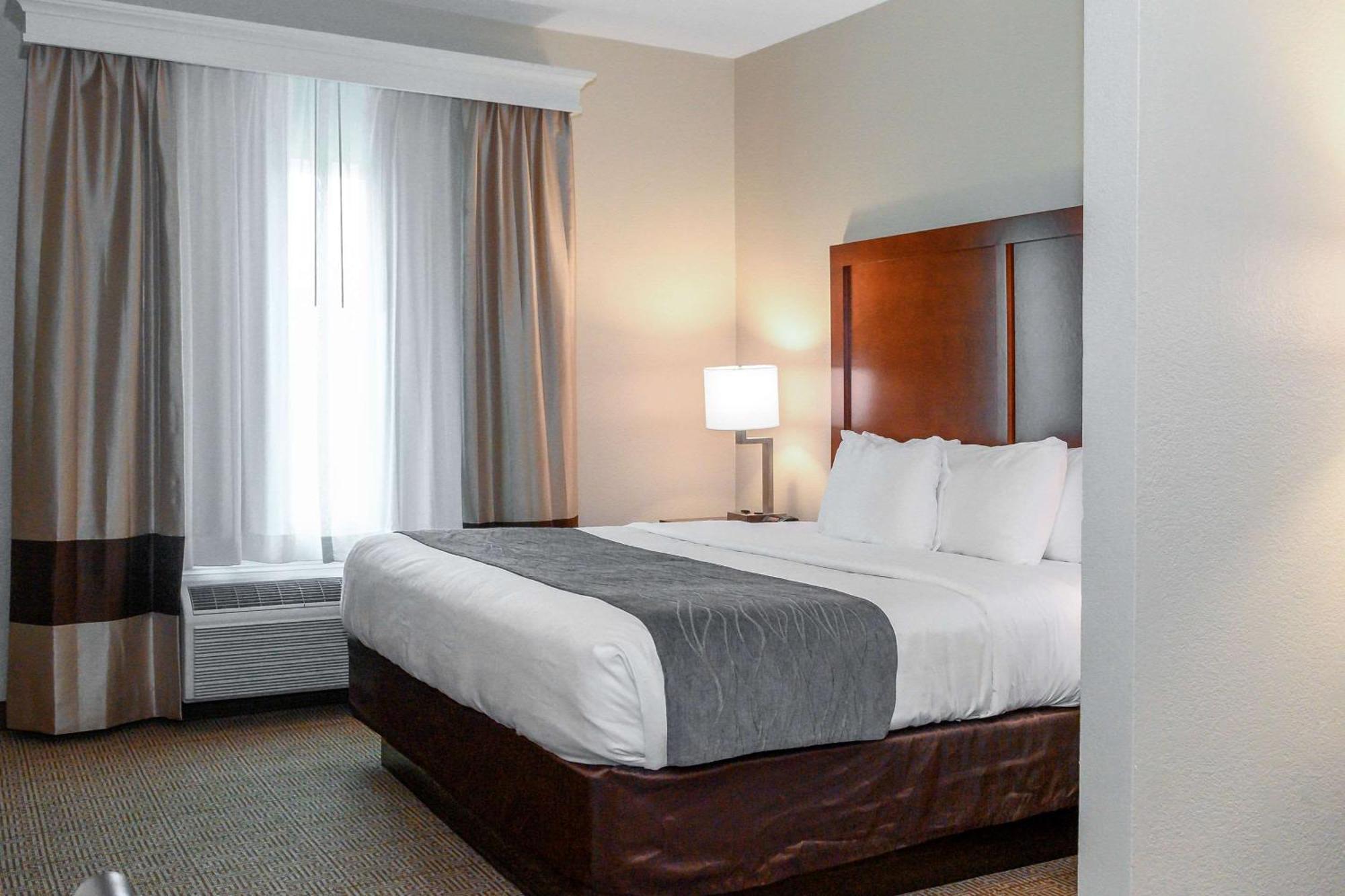 Comfort Inn & Suites Patriots Point Mount Pleasant Luaran gambar