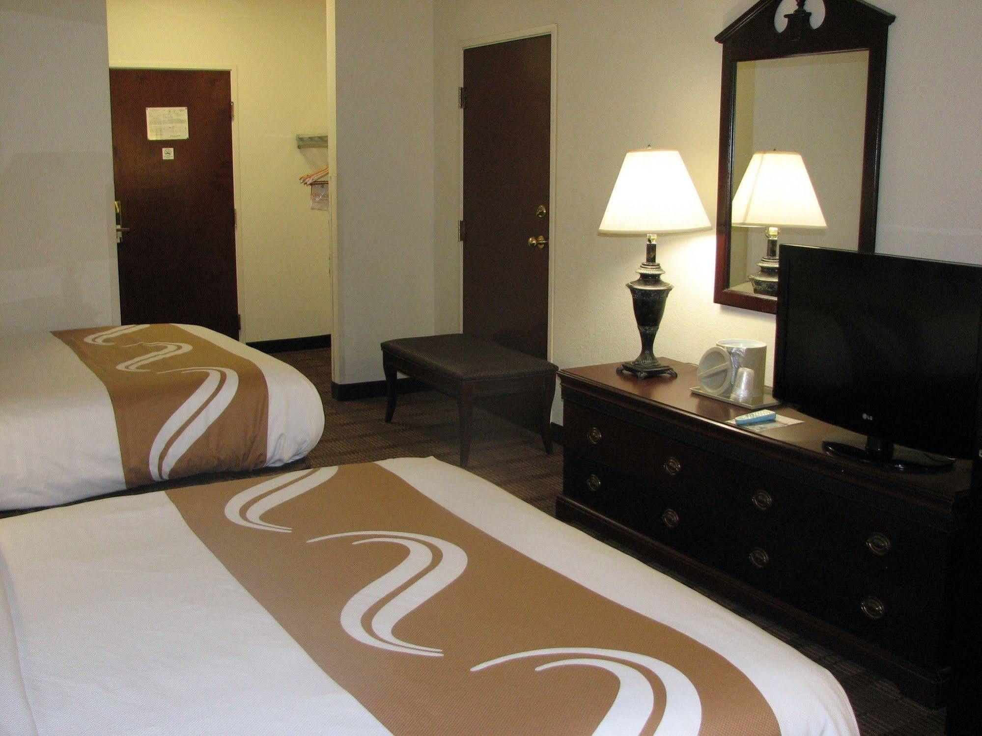 Comfort Inn & Suites Patriots Point Mount Pleasant Luaran gambar