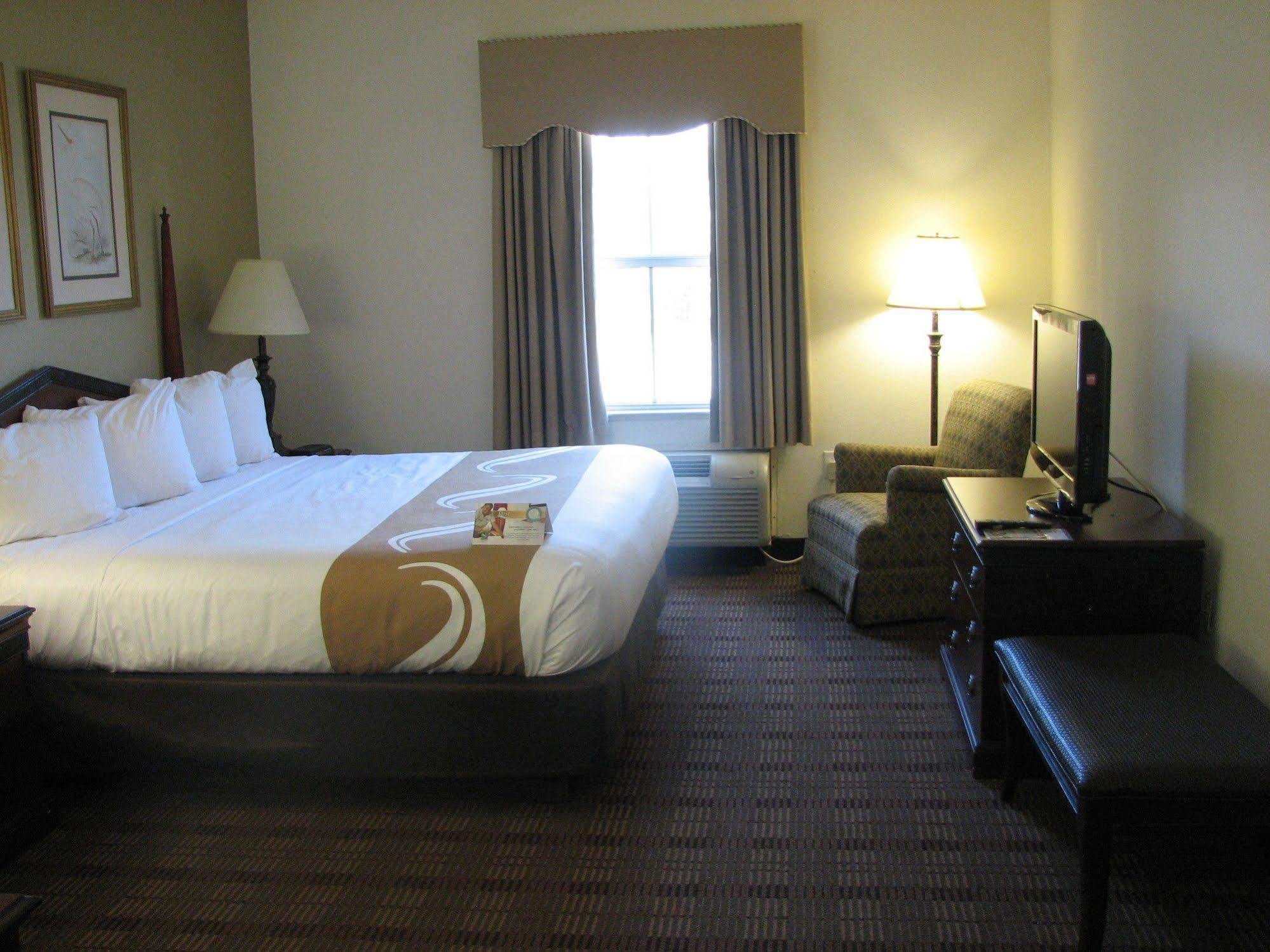 Comfort Inn & Suites Patriots Point Mount Pleasant Luaran gambar